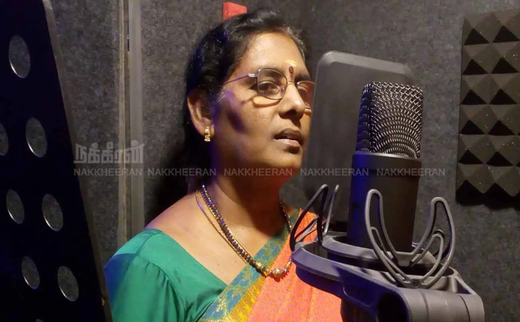 salem district tamil teacher singing song  viral video 